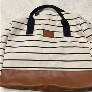 Toms overnighter bag